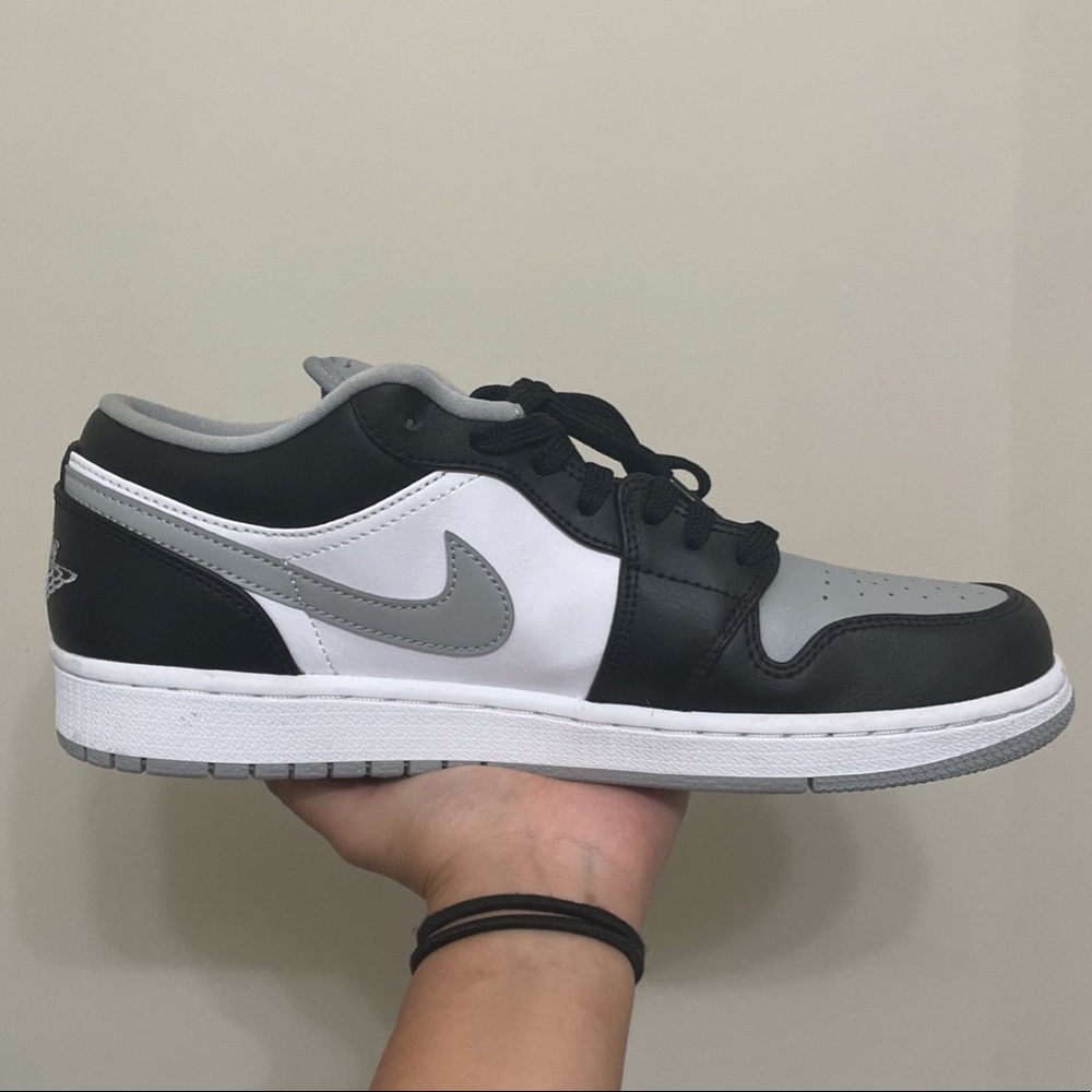 Jordan 1’s Grey